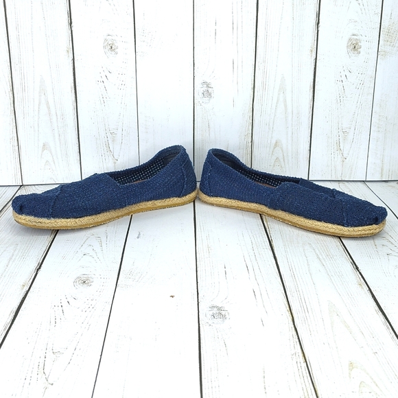 Women's Toms Freetown Classic Slip-On Shoes - Picture 8 of 8